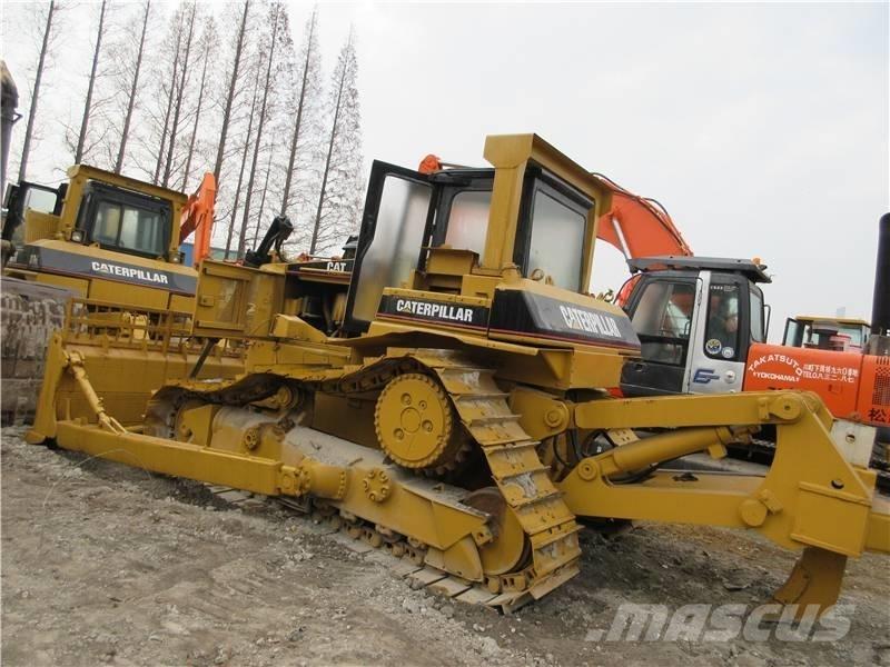 CAT D 7 R Kāpurķēžu buldozeri