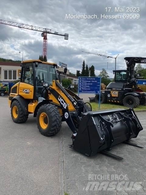 JCB 409 Iekrāvēji uz riteņiem
