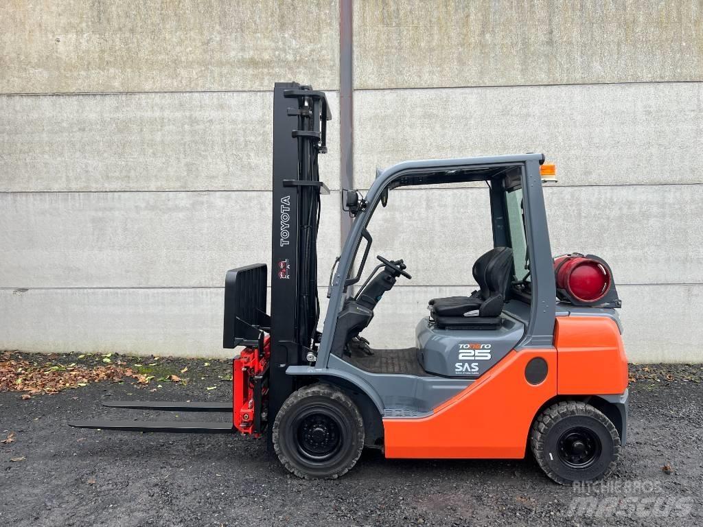 Toyota 02-8 FGF 25 LPG tehnika