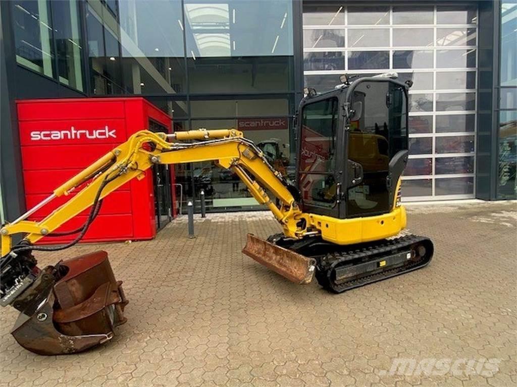Komatsu PC24MR-5 Ekskavatori uz riteņiem