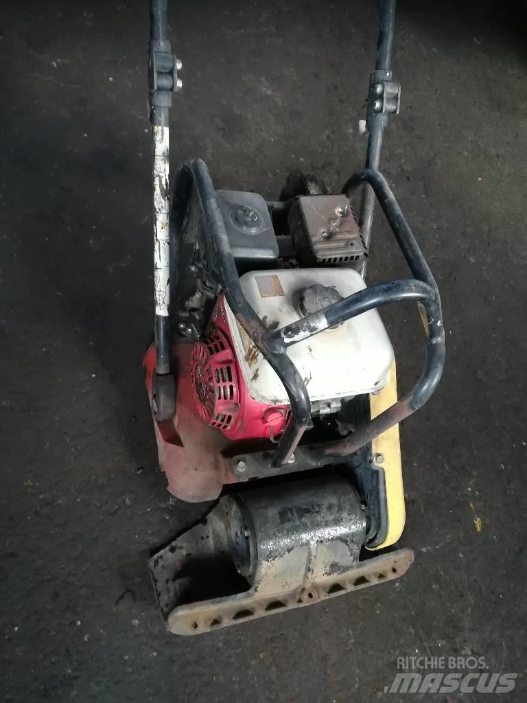  DESKA  VIBRAČNÍ  LF  75 Blietes