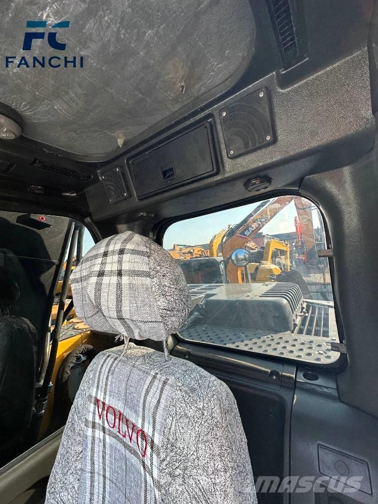 Volvo EC140 Kāpurķēžu ekskavatori