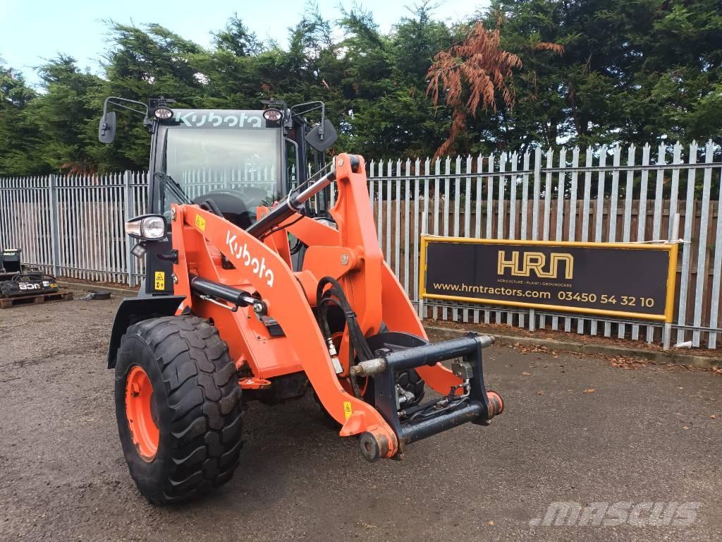 Kubota R 085 Iekrāvēji uz riteņiem