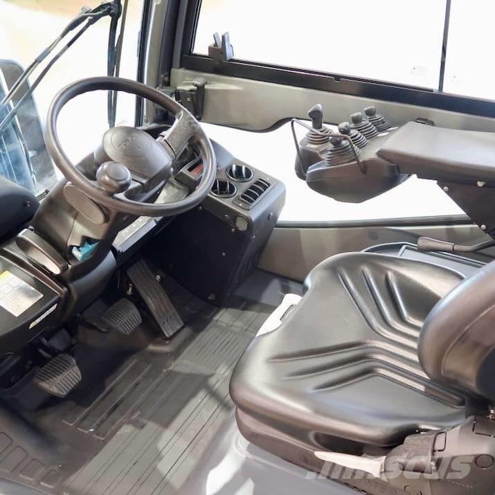 Toyota 02-8FDF30 Tehnika ar dīzeļa dzinēju