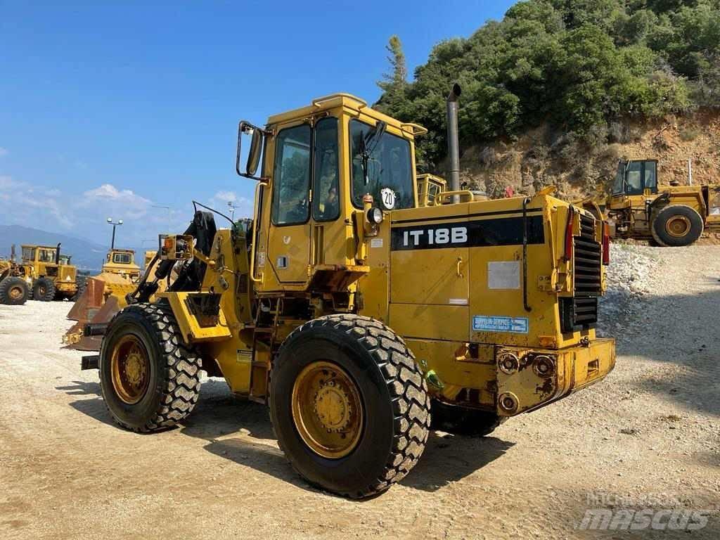 CAT IT 18 B Iekrāvēji uz riteņiem