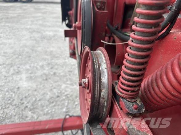 Case IH 1020 Ražas novākšanas galvas