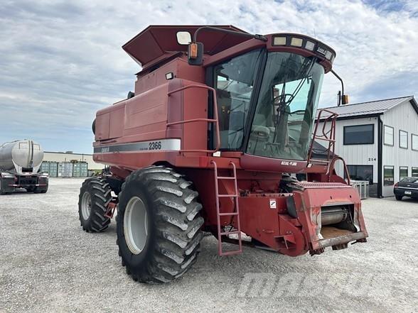 Case IH 2366 Ražas novākšanas kombaini
