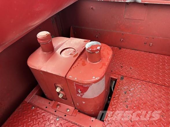Case IH 2366 Ražas novākšanas kombaini