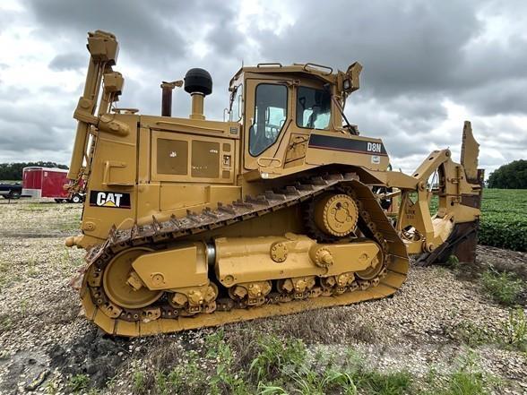 CAT D8N Kāpurķēžu buldozeri