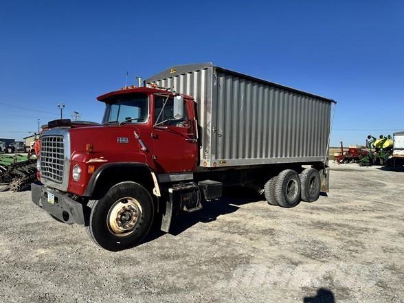 Ford 8000 Būvniecība- Citi