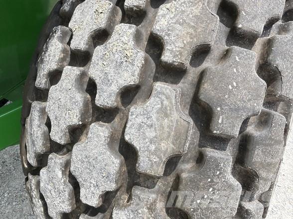 J&M 875 Graudu pārkraušanas piekabes