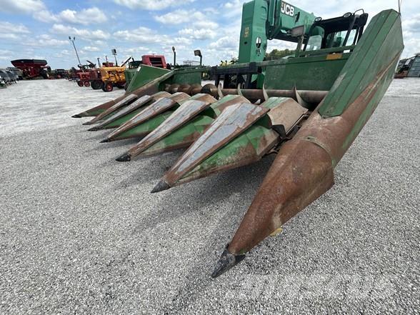 John Deere 643 Ražas novākšanas galvas