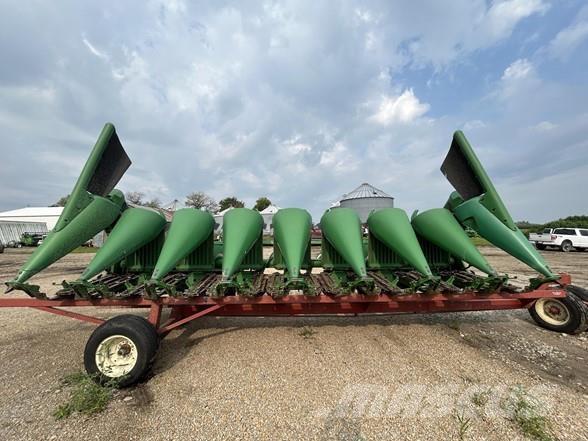 John Deere 893 Ražas novākšanas galvas