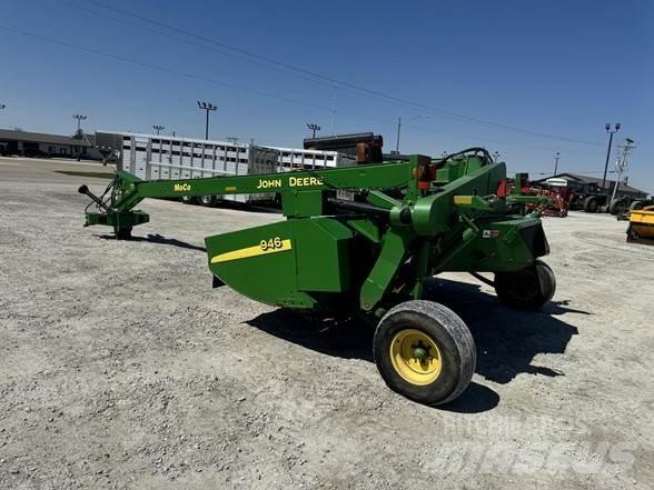 John Deere 946 Vālotāji