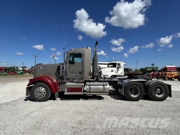 Kenworth W900 Vilcēji