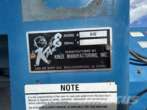 Kinze 1040 Graudu pārkraušanas piekabes