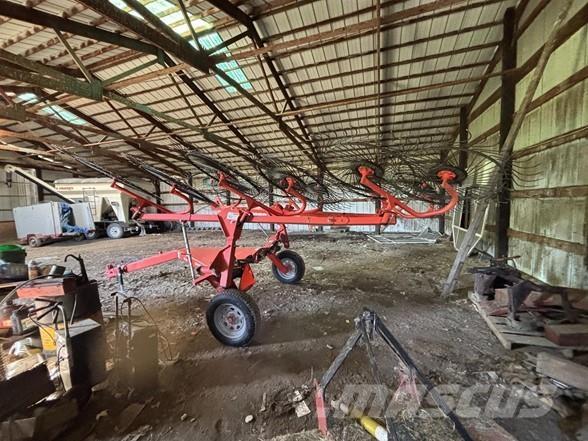 Kuhn SR112GII Grābekļi un siena ārdītāji