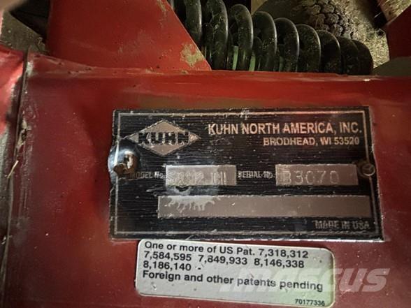 Kuhn SR112GII Grābekļi un siena ārdītāji