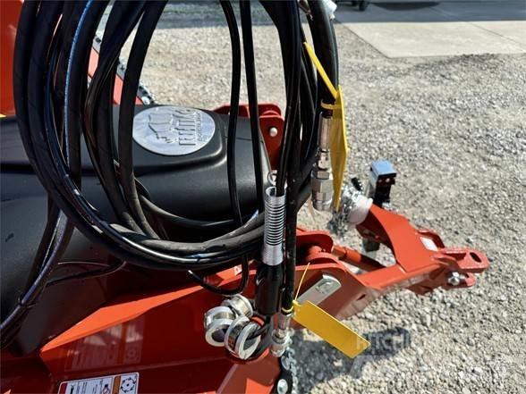 Rhino 2150 Pļaujmašīnas ar kondicionieri