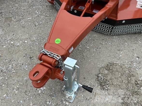 Rhino 3150 Pļaujmašīnas ar kondicionieri