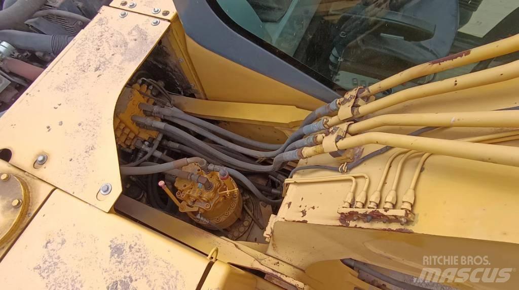 Komatsu PC 160 LC-7 Kāpurķēžu ekskavatori
