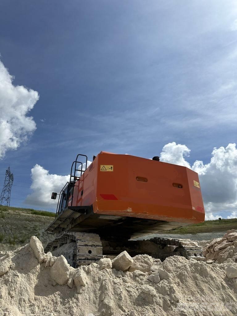 Hitachi ZX 690 LCR-6 Kāpurķēžu ekskavatori