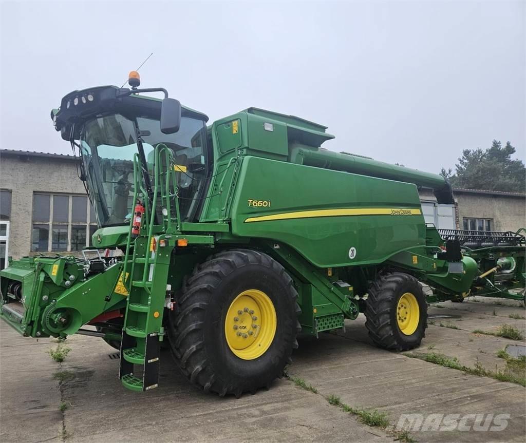John Deere T 660i Ražas novākšanas kombaini