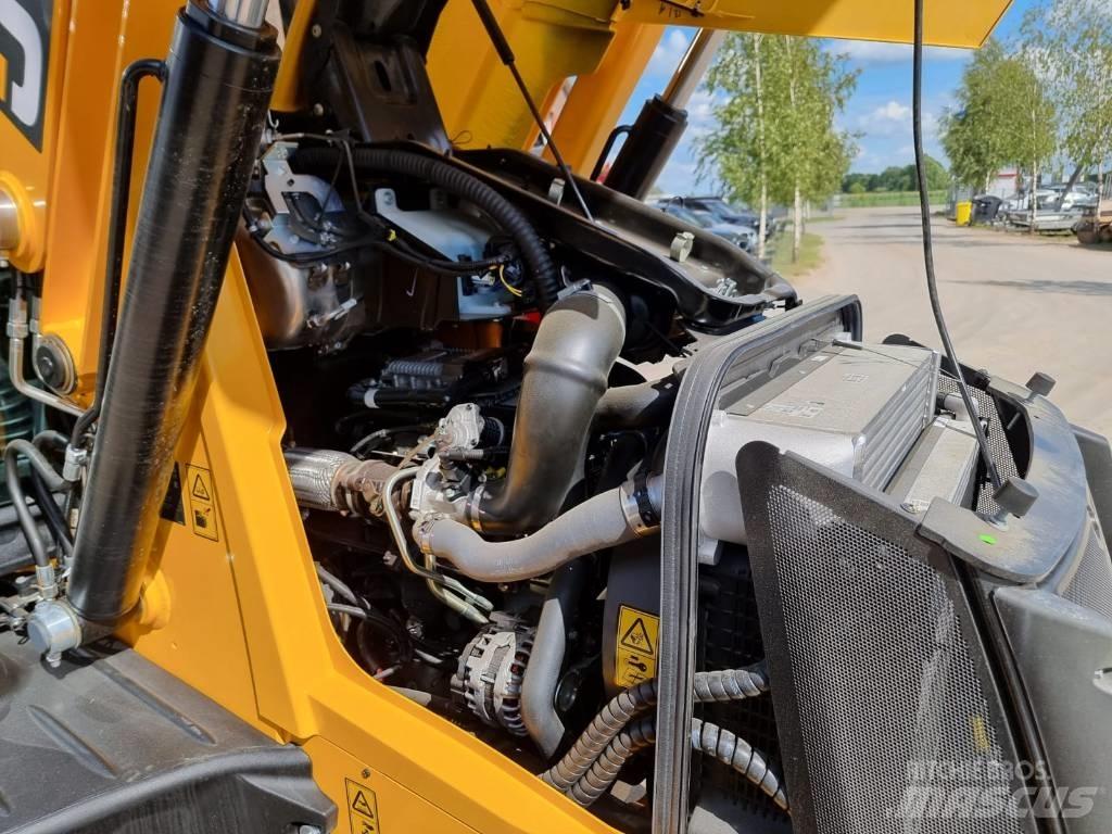 JCB 3 CX 14L5WM Ekskavatori-iekrāvēji