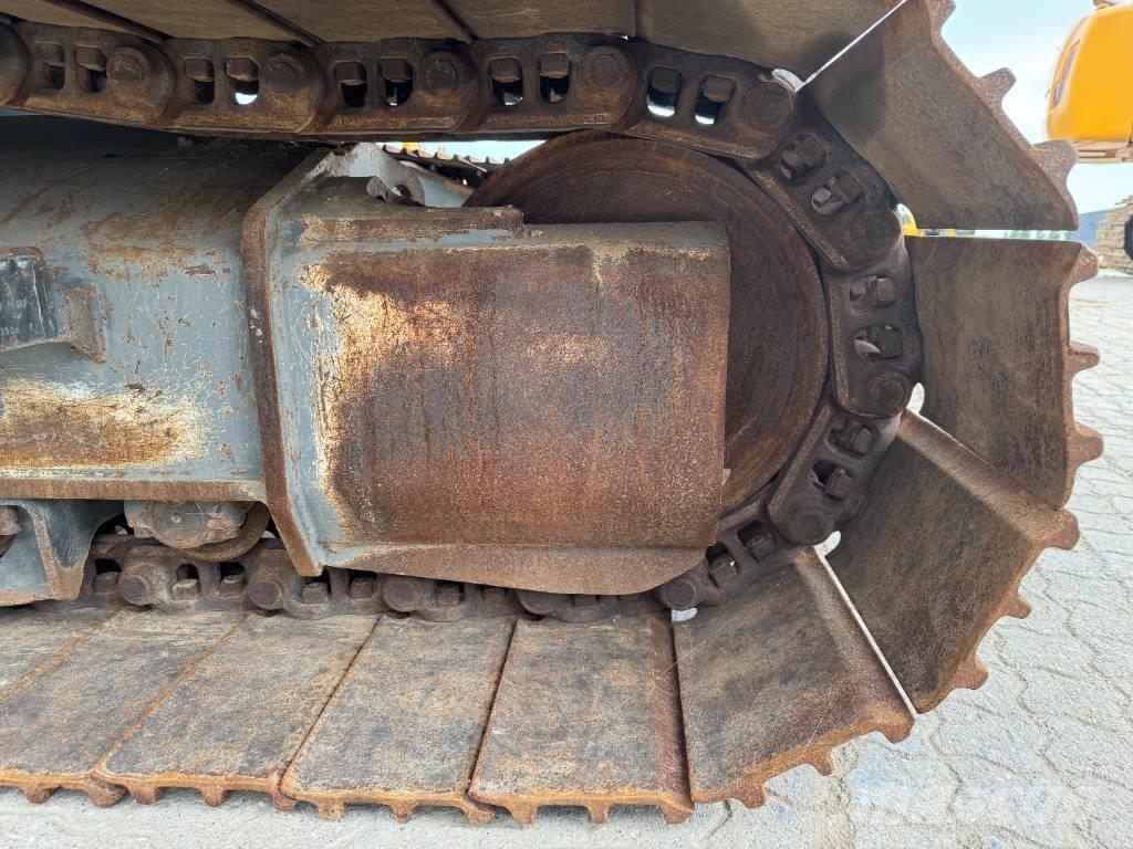 Liebherr R926 Kāpurķēžu ekskavatori