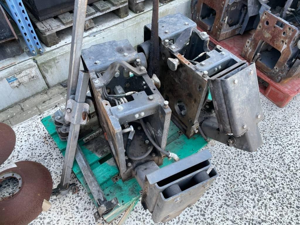 Bomag BF 700 C-2 Asfalta klājēji