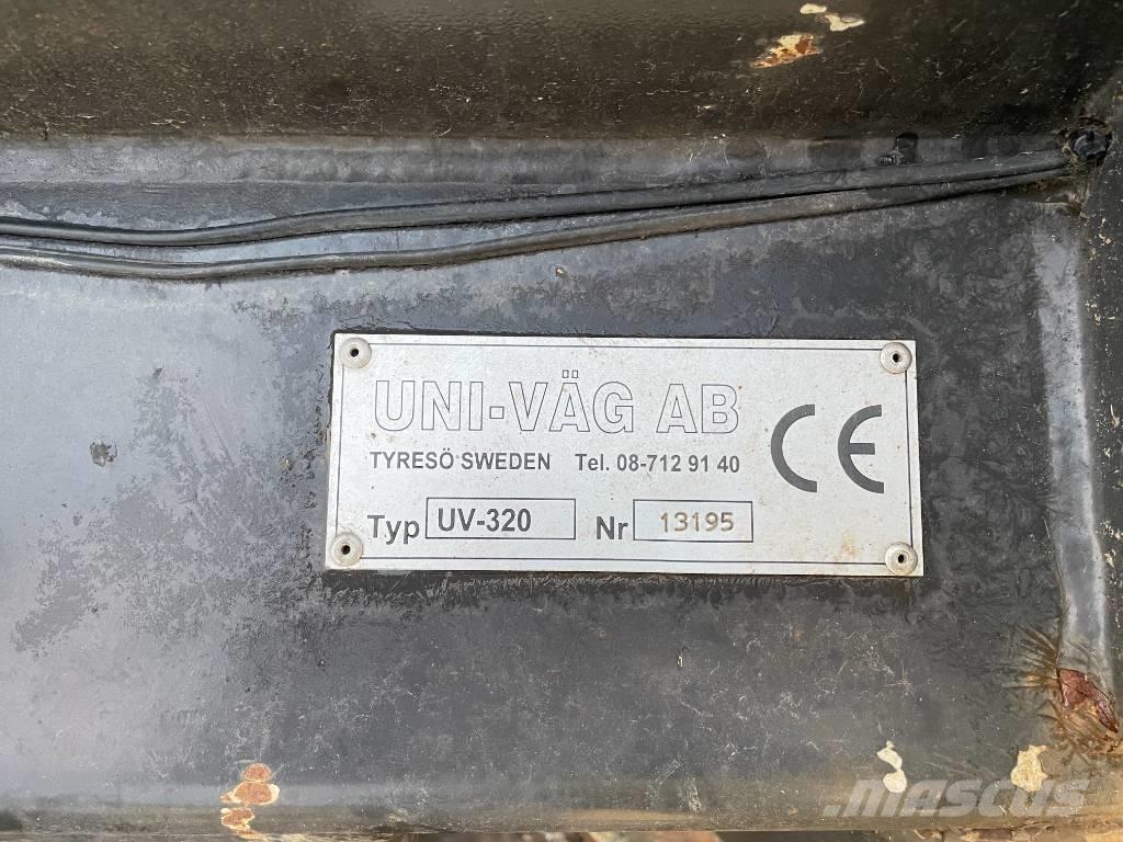 Uni-väg UV 320 Sniega naži un tīrītāji