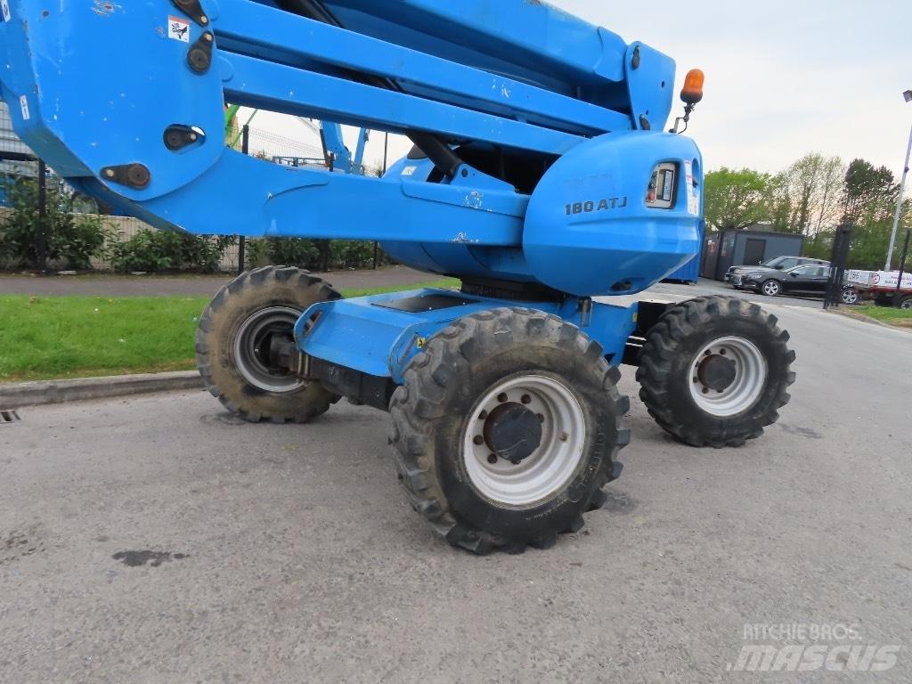Manitou 180 ATJ Strēles pacēlāji
