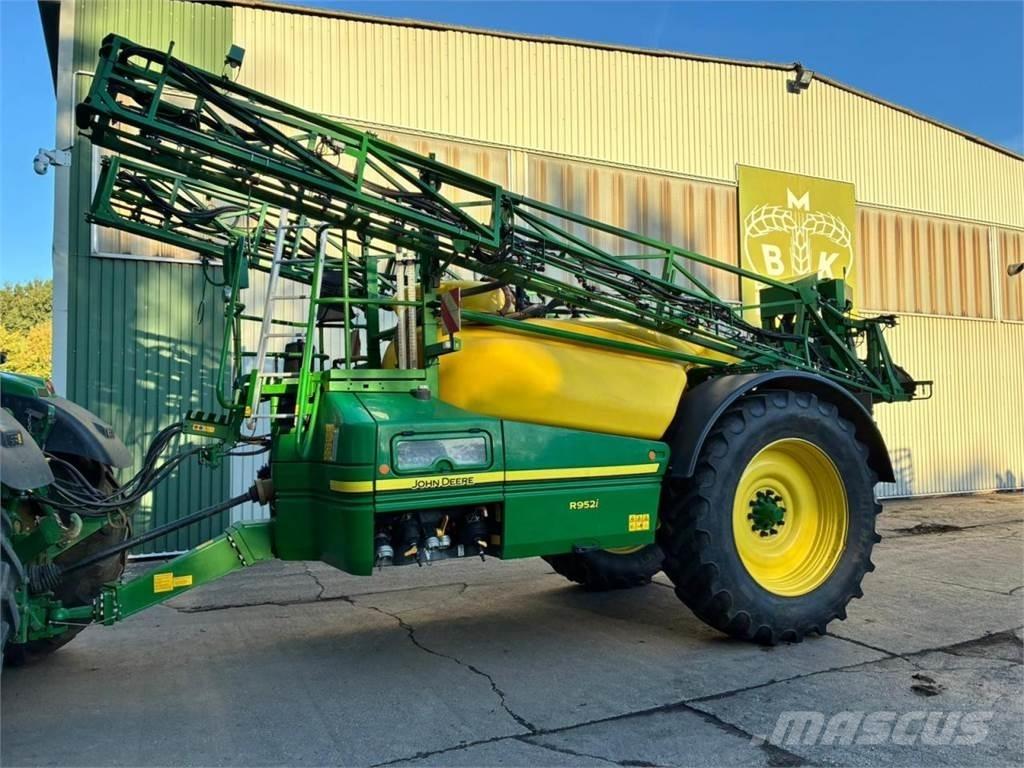 John Deere R952i Piekabināmie smidzinātāji(miglotāji)