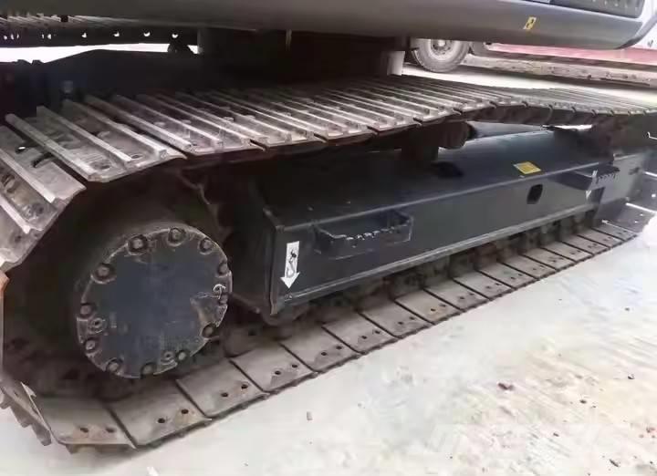Hitachi zx 110 Kāpurķēžu ekskavatori