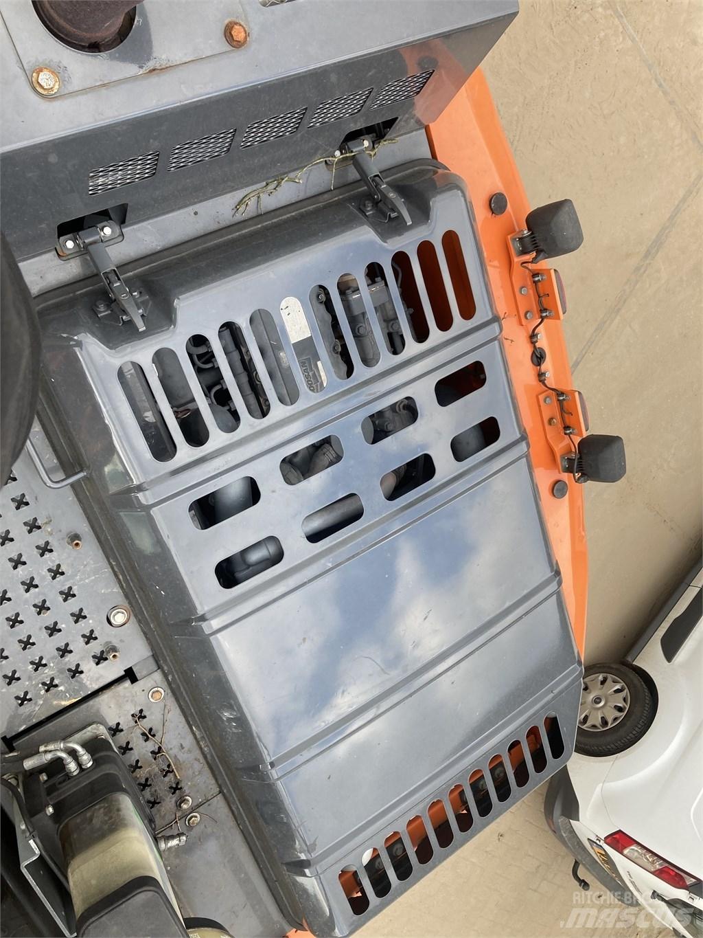 Doosan DX 170-5 W Ekskavatori uz riteņiem