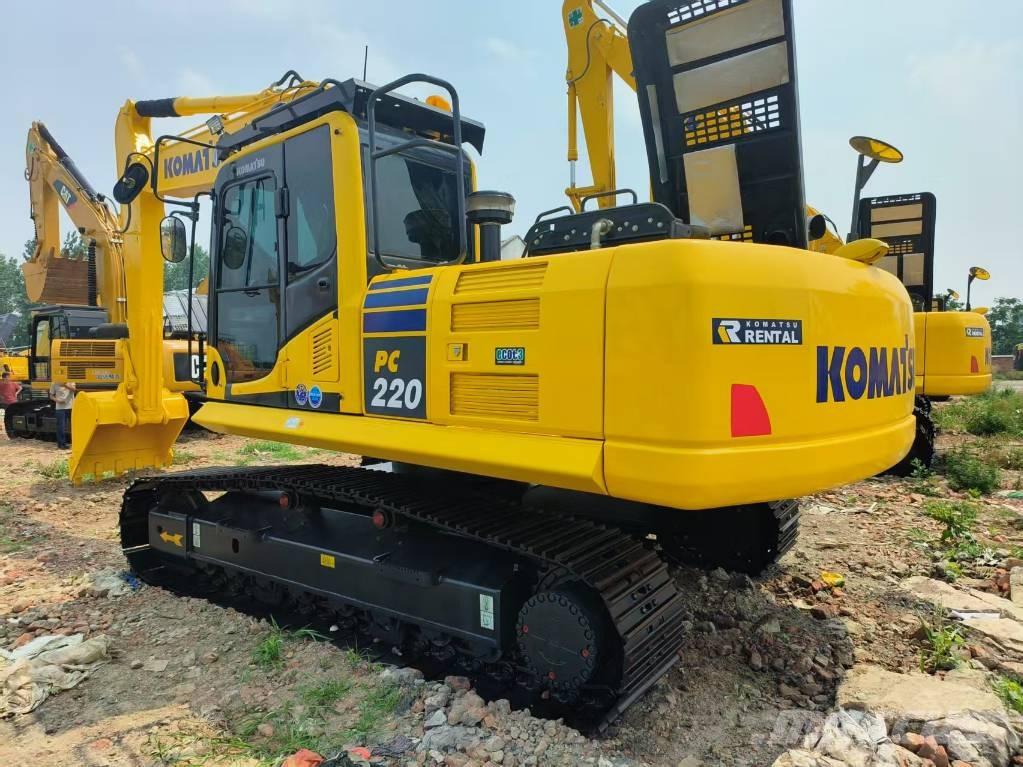 Komatsu PC 220-8 Kāpurķēžu ekskavatori