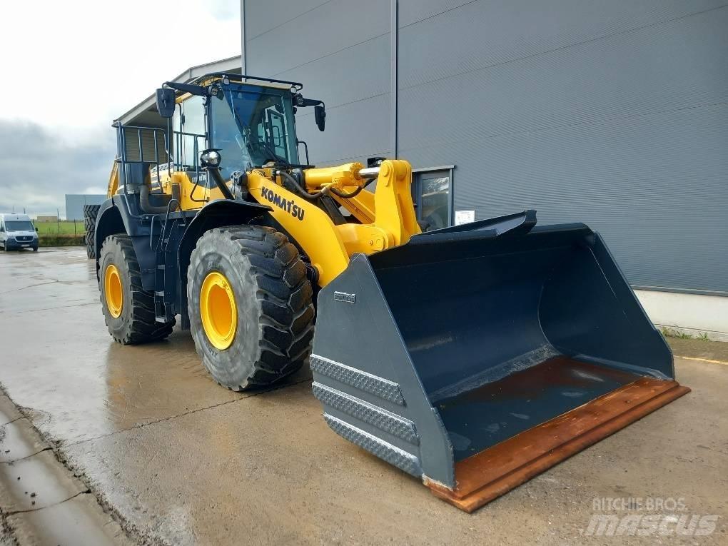 Komatsu WA480-8 Iekrāvēji uz riteņiem