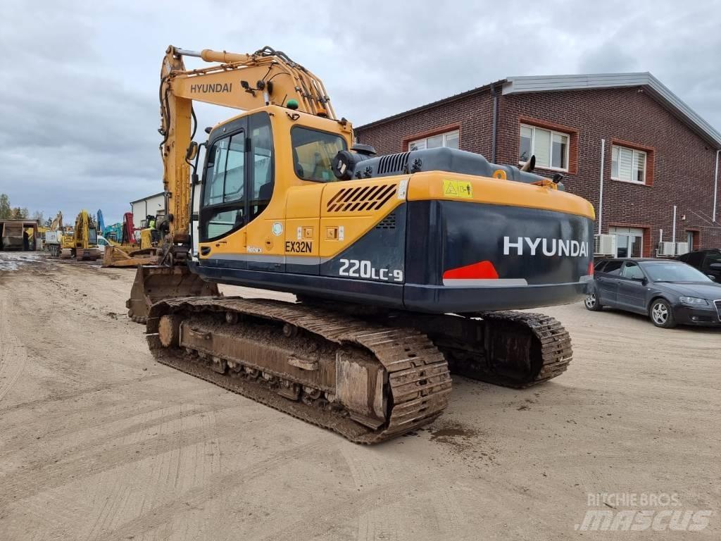 Hyundai R 220 LC-9 A Kāpurķēžu ekskavatori