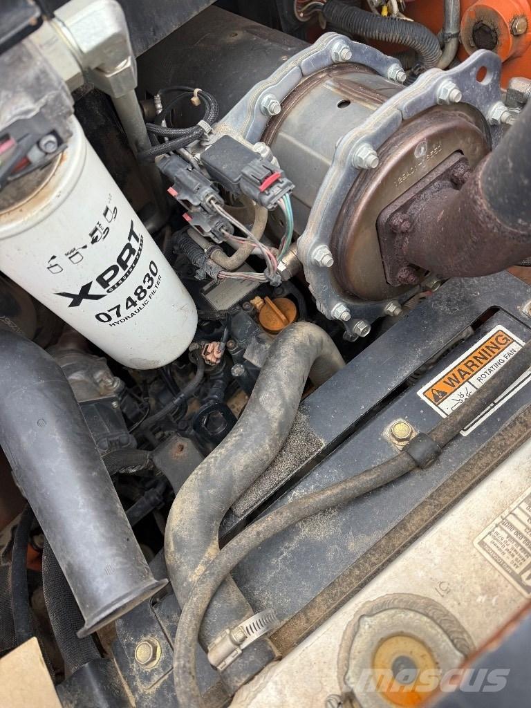 Gehl R 135 Lietoti riteņu kompaktiekrāvēji