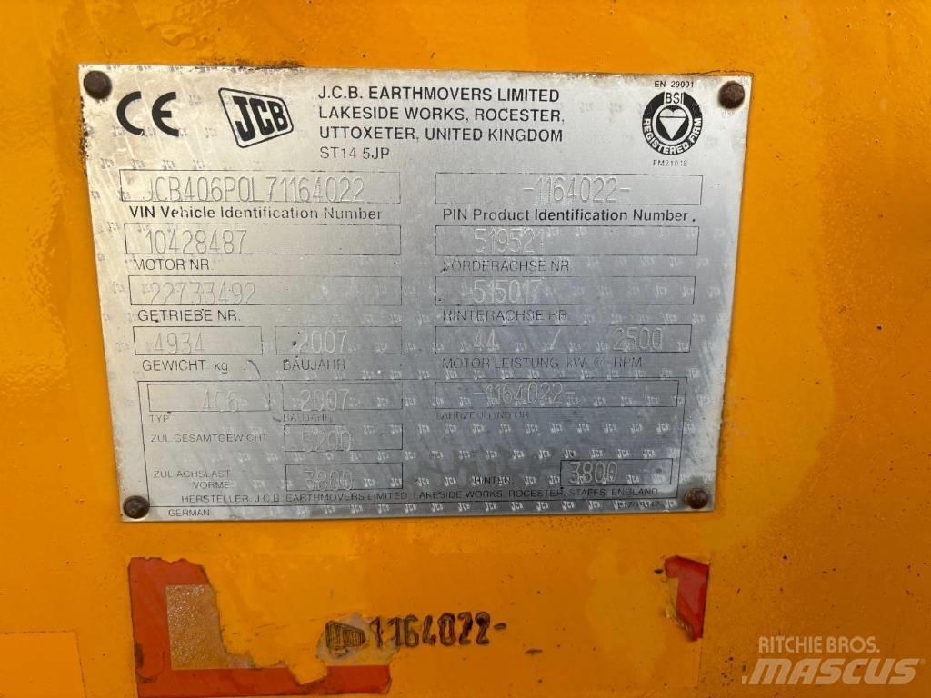 JCB 406 Iekrāvēji uz riteņiem