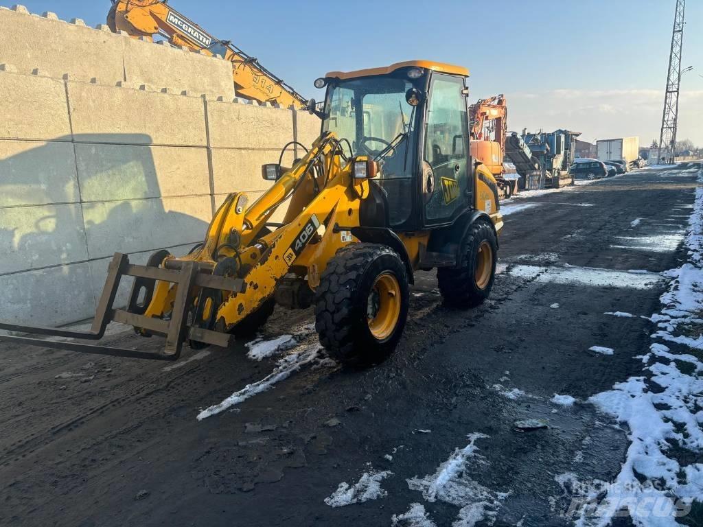 JCB 406 Iekrāvēji uz riteņiem