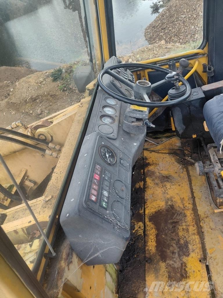 Zettelmeyer ZL 2002 Iekrāvēji uz riteņiem