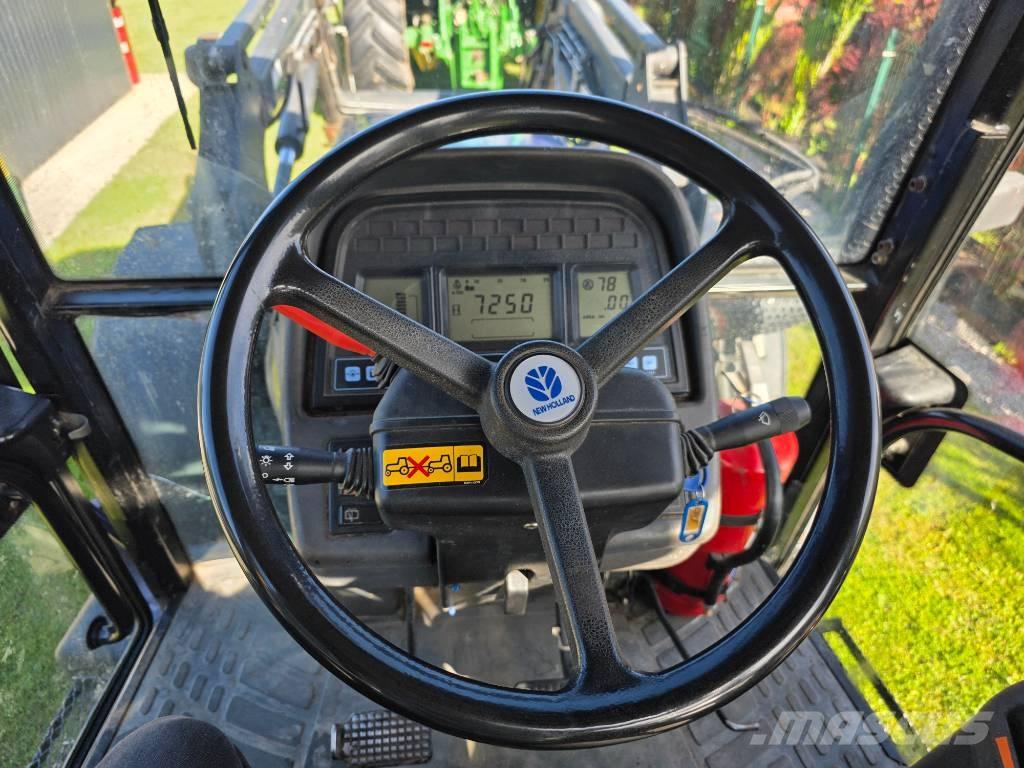 New Holland TM 120 Traktori