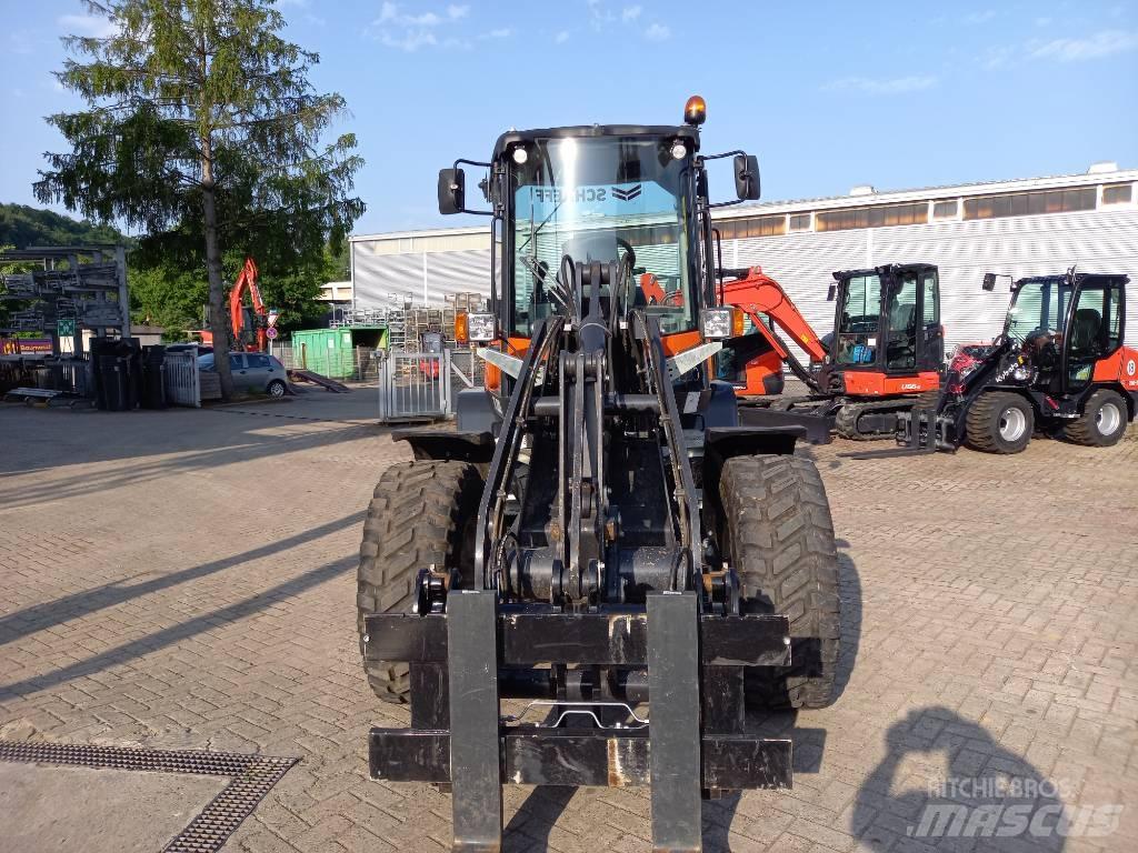 Schaeff TL100 Iekrāvēji uz riteņiem