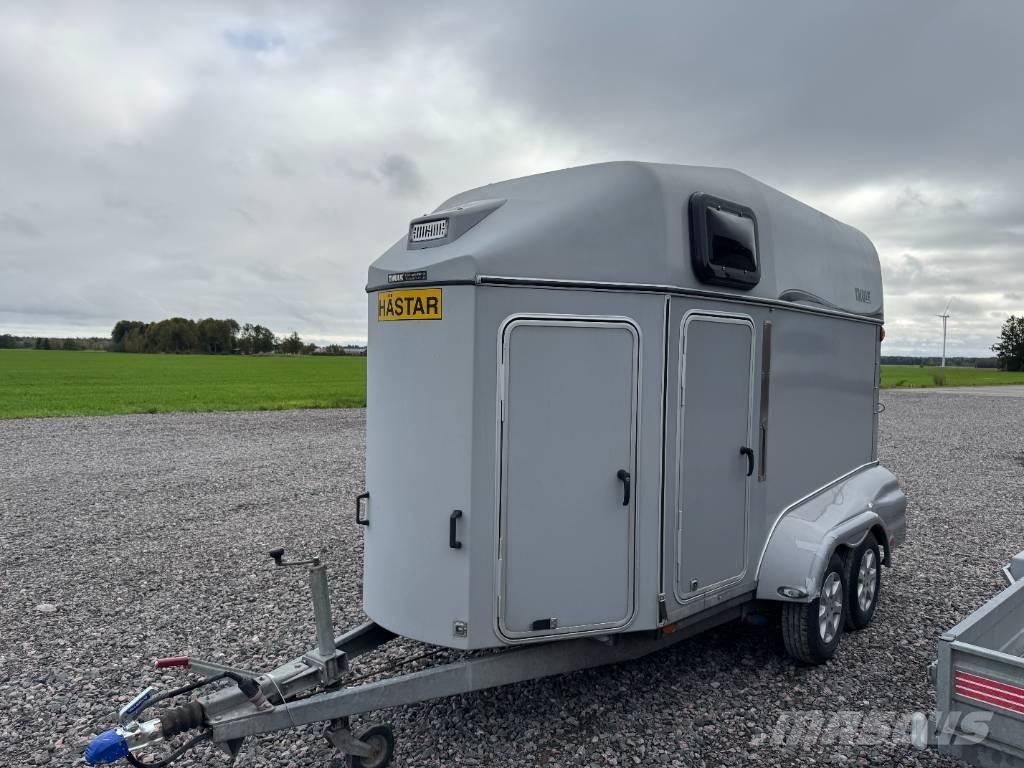 Thule Excellent 200 Dzīvnieku transportēšanas piekabes