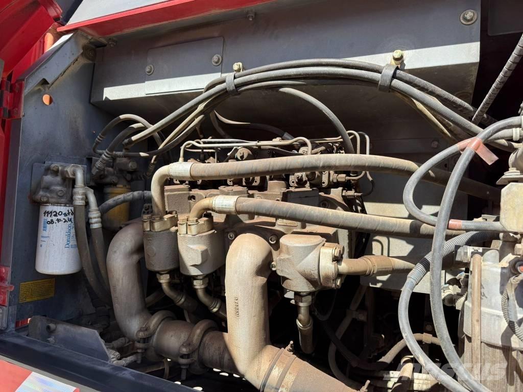 Hitachi KLS 350-5 Kāpurķēžu ekskavatori