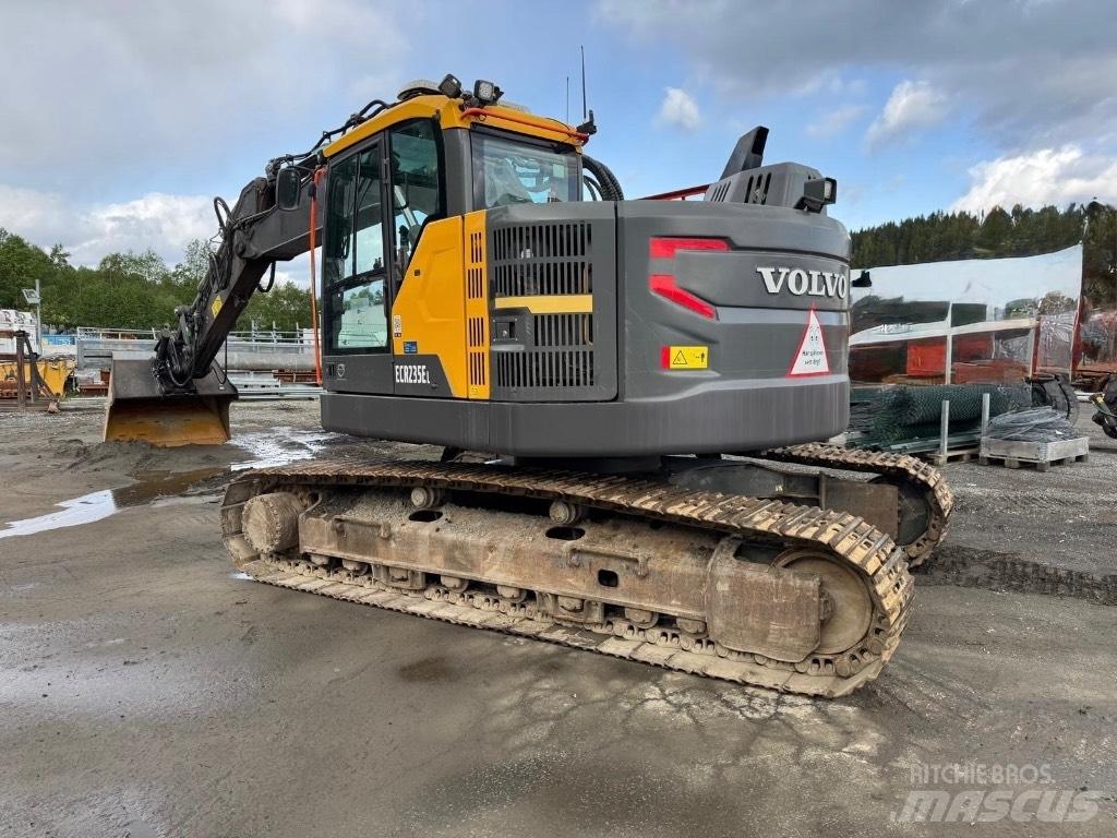 Volvo ECR 235 E Kāpurķēžu ekskavatori