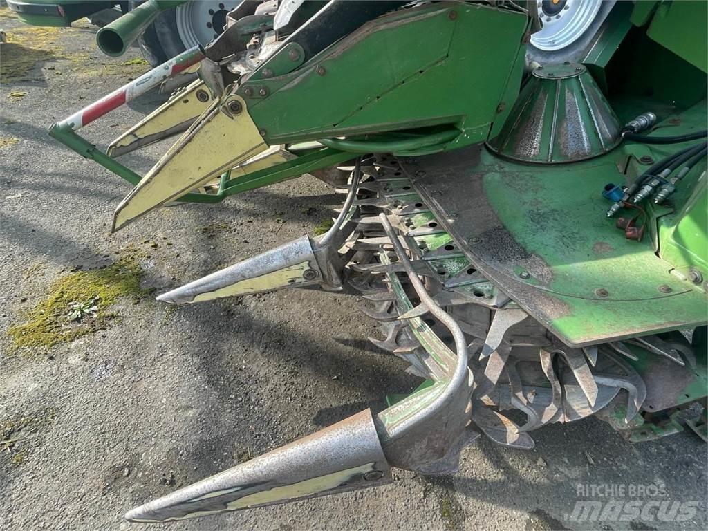 Krone BIG X 700 Lopbarības novācēji