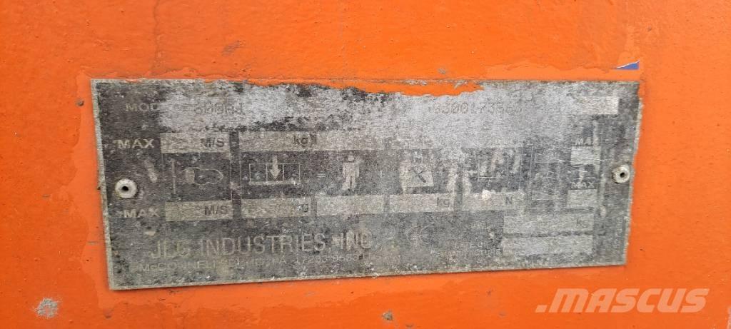 JLG 600AJ Strēles pacēlāji