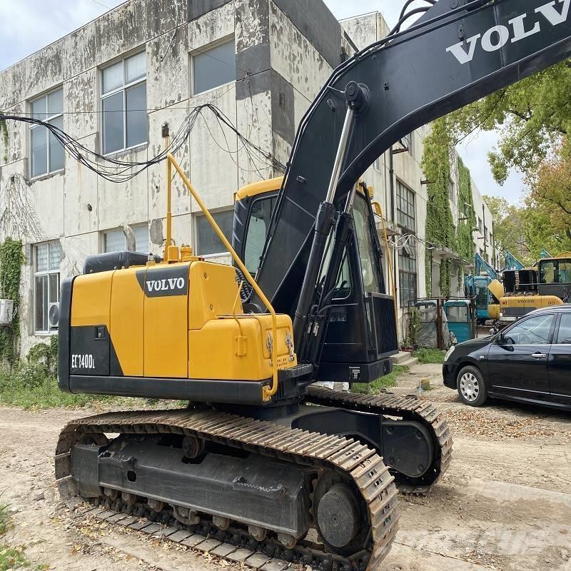 Volvo EC 140 DL Kāpurķēžu ekskavatori